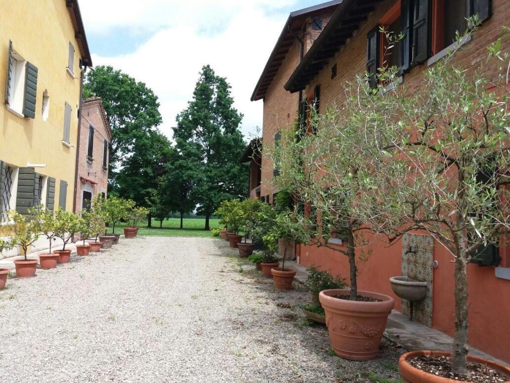 B&B Il Naviglio Di Antonelli Fabio Bastiglia Екстериор снимка